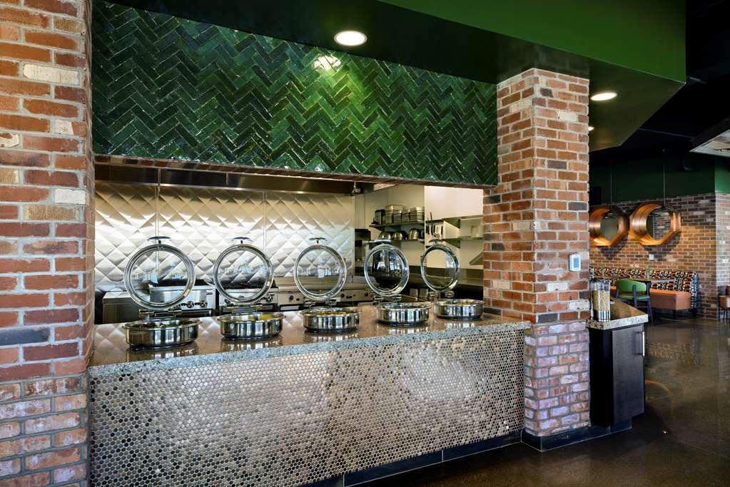 Oxford Suites باسو روبليس، سان لويس أوبيسبو، كاليفورنيا المطعم الصورة
