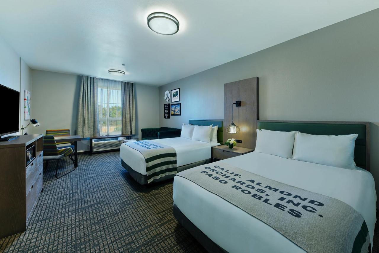 Oxford Suites باسو روبليس، سان لويس أوبيسبو، كاليفورنيا المظهر الخارجي الصورة